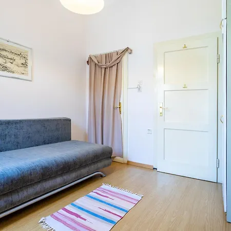 Daire Traditional Dalmatian 3 Min Walk To