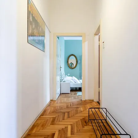 Traditional Dalmatian 3 Min Walk To